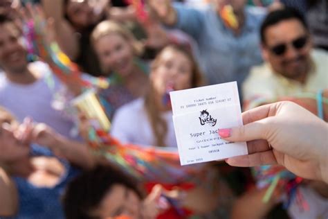 lucky lotteries $5|Warilla shopper waltzing into the work week with $5.3 .